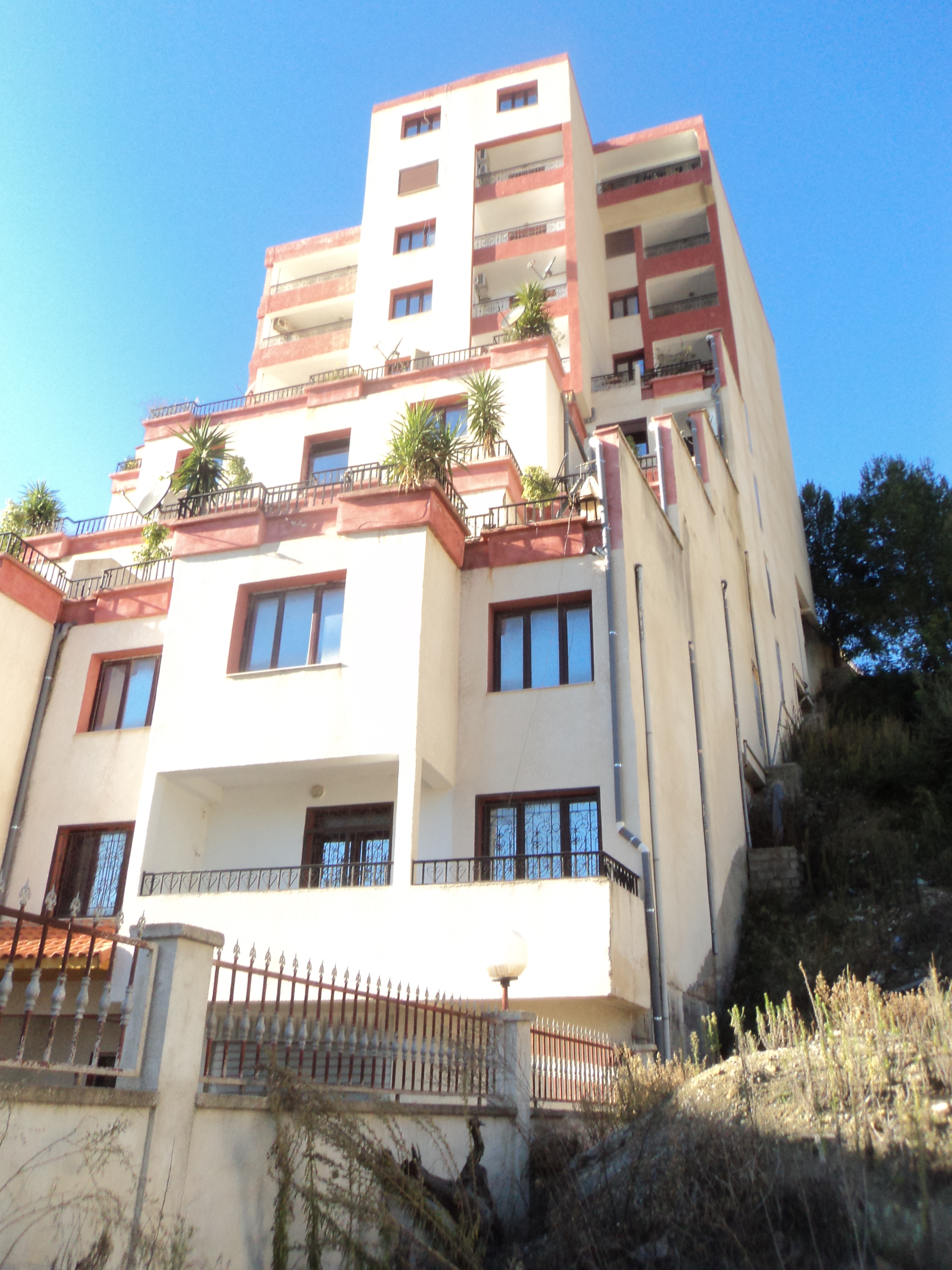 Résidence Baabouche — Façade terminée